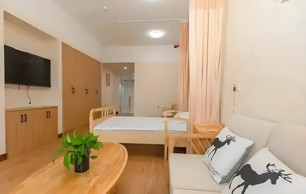 搞个深圳户口多少钱_于佩尔：热爱永远不会消失 于佩尔热爱永远不会消接下来