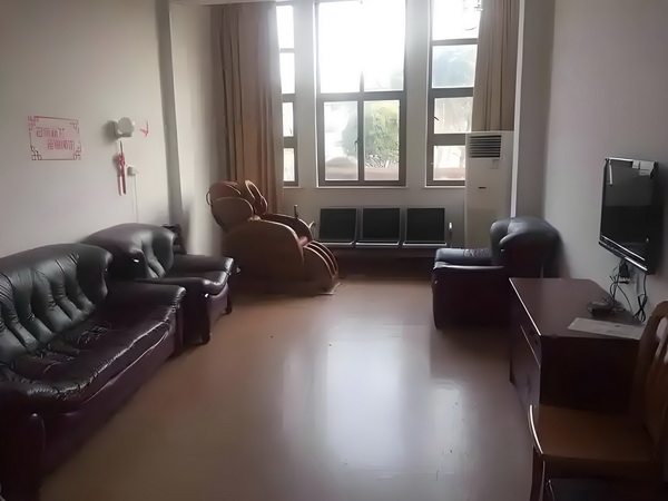 深圳积分入户条件有哪些_当下最大的话题，《731》还上不上 731还上不上被感受父母